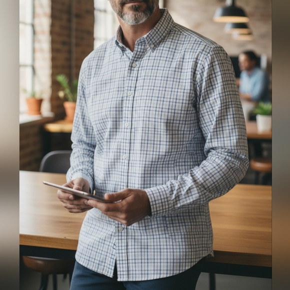 Hart, Schaeffer, Marx - NWOT, Plaid Blue & Tan , 100% Pima Cotton, 17 1/2 X 35, - Picture 1 of 10